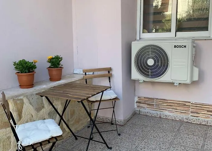 Little Lejlighed Patras